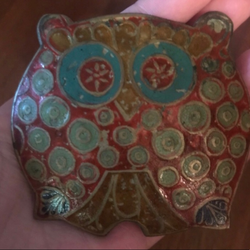 Vintage brass owl belt buckle w/enameling